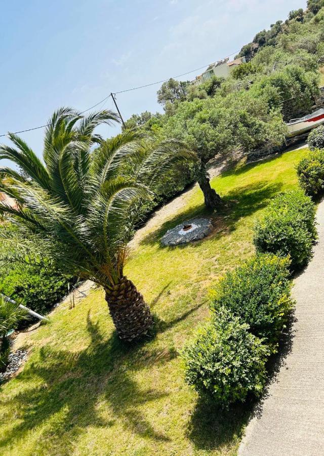 Rodakino Βay Exterior photo
